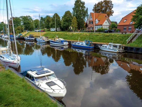 Bild 0: Rüstersieler Hafen